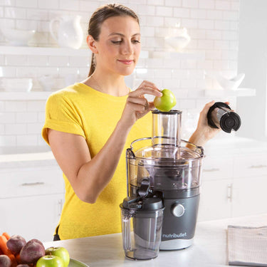 NutriBullet 700 Watt Juicer with 27 oz Juice Pitcher, Factory Refurbished