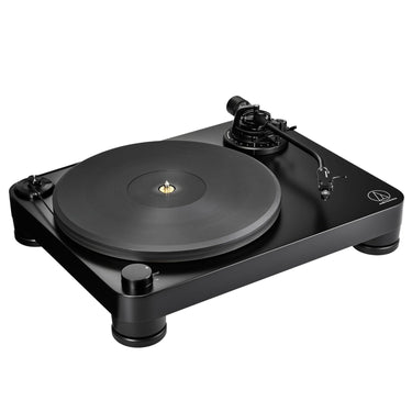 Audio-Technica Fully Manual Belt-Drive Turntable AT-LP7X + 2 Year Protection + Cleaning Bundle