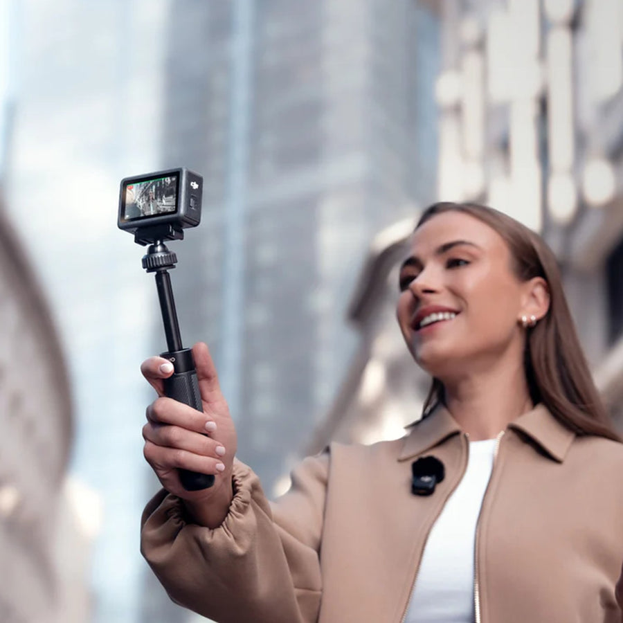 DJI Osmo Action 6 Adventure Combo, 4K120fps, 4h Battery +  Year Protection Plan