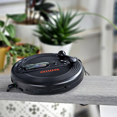 Aiwa Personal Portable CD/MP3 Player with FM Tuner, 3.5mm Earbuds Open Box