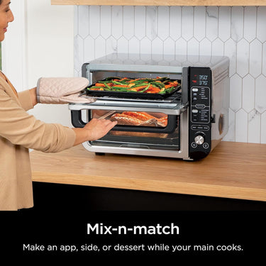 Ninja 12-in-1 Double Oven with FlexDoor - Black (Refurbished)