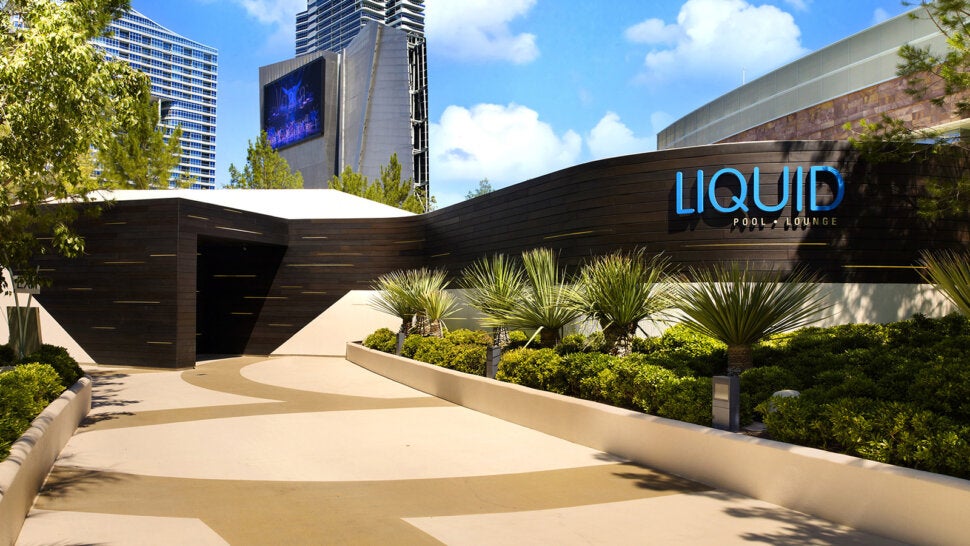 Liquid Entrance
