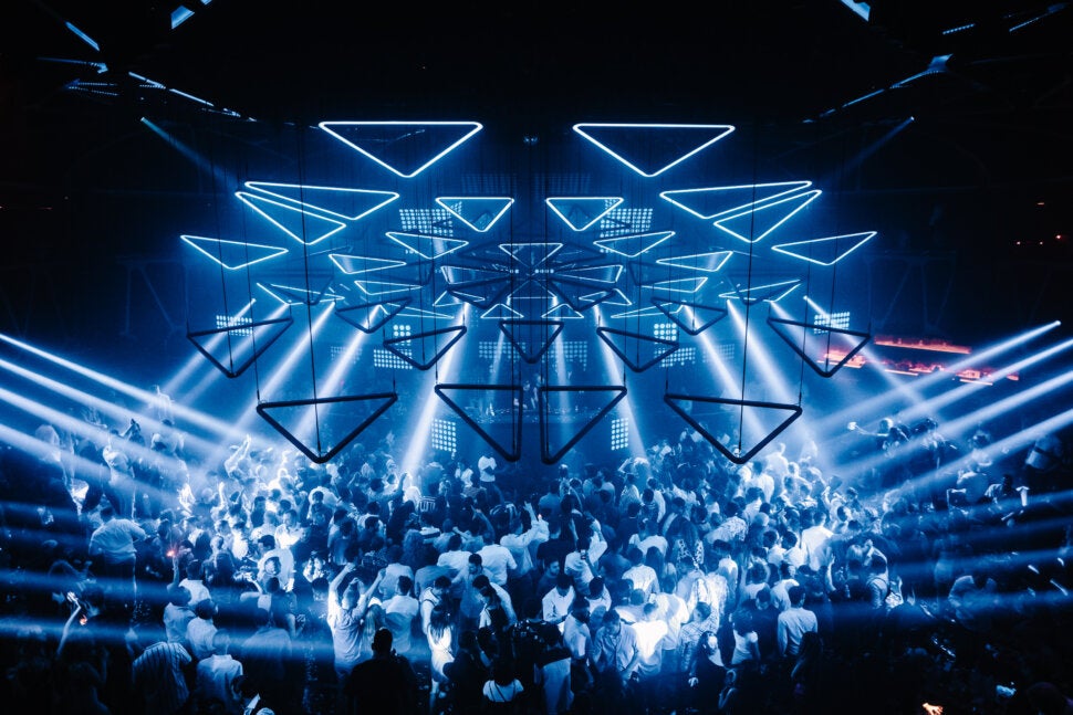 Hakkasan Grid with Crowd