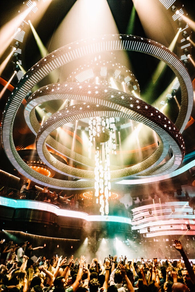 Omnia Chandelier